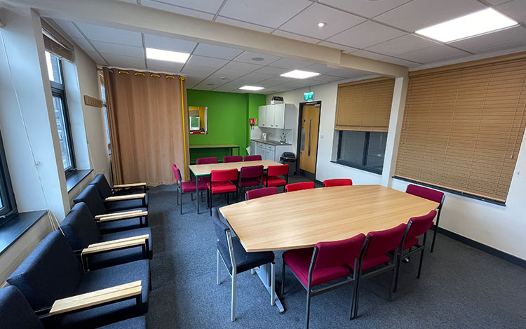 Lounge meeting room for hire in leicester